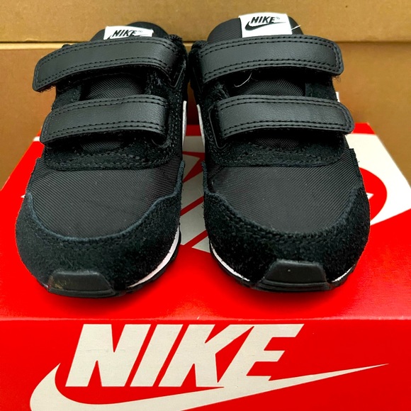 Nike MD Valiant - Picture 1 of 3